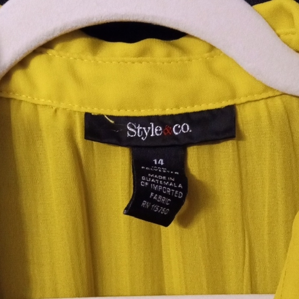 Worthington Yellow Ruffled Sleeveless Blouse - Picture 2 of 4